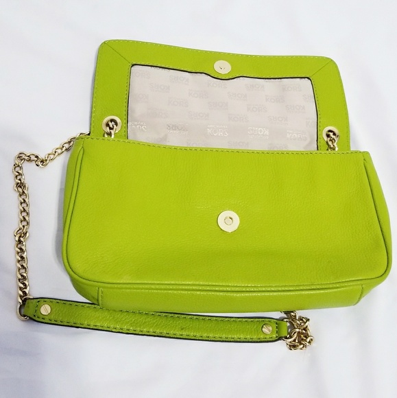 Michael Kors Fulton Lime Green Purse Bag Satchel - Picture 3 of 8
